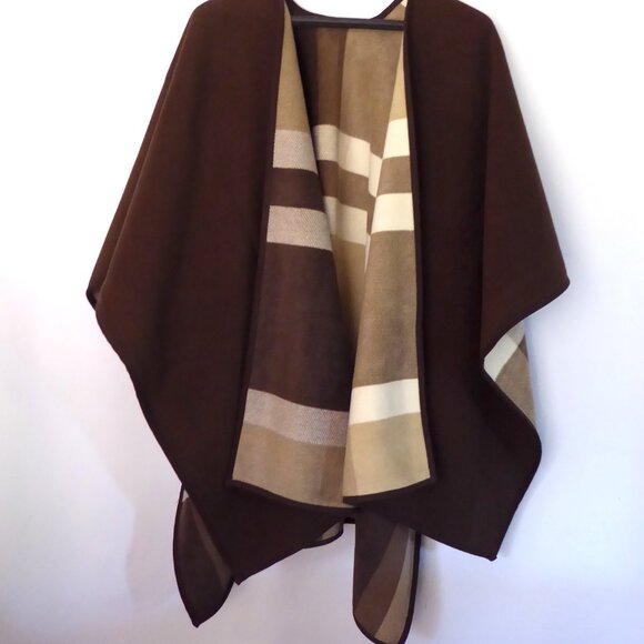 NEW WOMENS REVERSIBLE FASHION WINTER WRAP WOOLRICH BRAND BROWN & PLAID (ONE SIZE - Picture 3 of 10